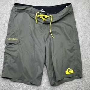 Quicksilver unlined swim trunks sz 34